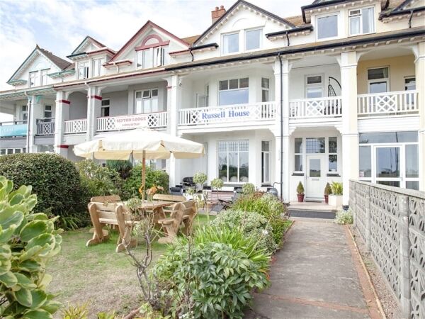 Under Offer: Immaculate Newly Refurbished Coastal Holiday Let For Sale in Paignton Under Offer: Immaculate Newly Refurbished Coastal Holiday Let For Sale in Paignton