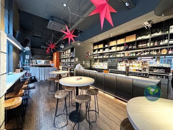 Bar/Kitchen in Manchester