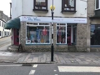 Long-Established Ladies’ Clothing, Footwear & Accessories Retail Business Long-Established Ladies’ Clothing, Footwear & Accessories Retail Business