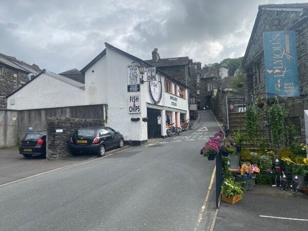 FISH AND CHIP TAKEAWAY/RESTAURANT- EXCELLENT TOWN CENTRE POSITION FISH AND CHIP TAKEAWAY/RESTAURANT- EXCELLENT TOWN CENTRE POSITION