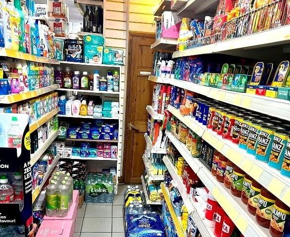 Self Service Stores, Full Free Off Licence, National Lottery & Parcel Service for Sale