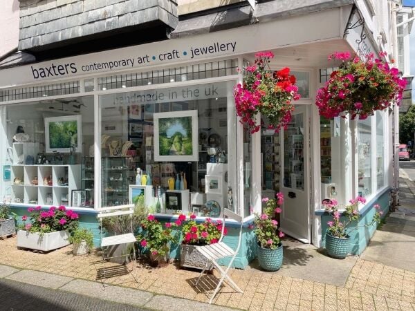 ART, CRAFT, & GIFT GALLERY