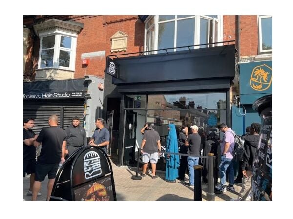 Bite Into Success – Trend-Led Gourmet Burger Bar Bite Into Success – Trend-Led Gourmet Burger Bar