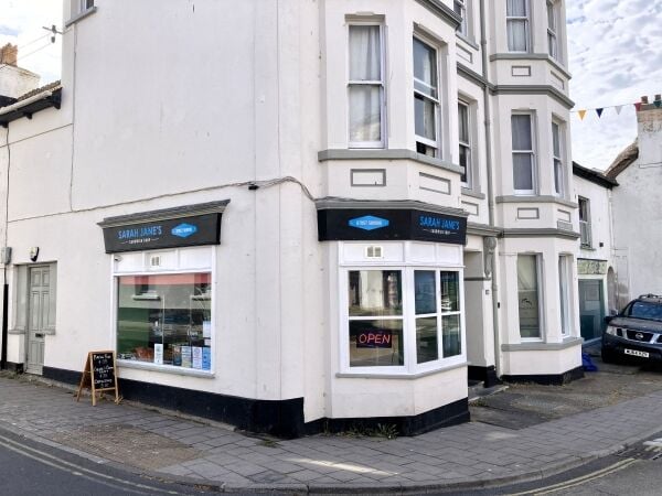 SANDWICH BAR/FOOD TO GO