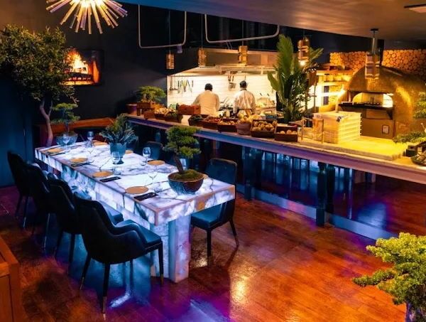 Substantial Restaurant & Bar closed for Sale