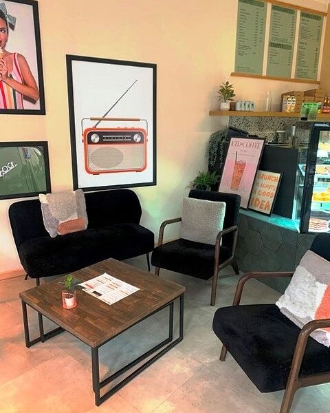Brunch Dessert Parlour for Sale Brunch Dessert Parlour for Sale