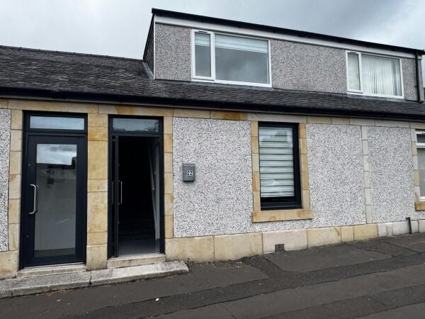 Vacant Unit Office Beauty Retail Space