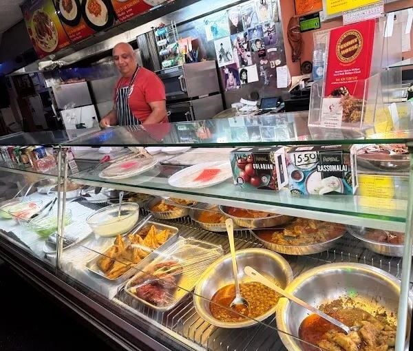 Long Leasehold Indian Restaurant & Takeaway for Sale Long Leasehold Indian Restaurant & Takeaway for Sale