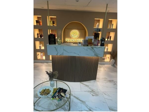 TANNING STUDIO – ESSEX TANNING STUDIO – ESSEX