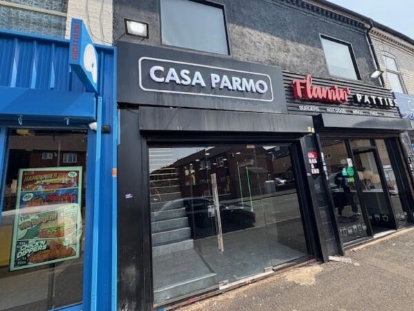 Leasehold Fast Food Takeaway Located In Sparkbrook, Birmingham Leasehold Fast Food Takeaway Located In Sparkbrook, Birmingham