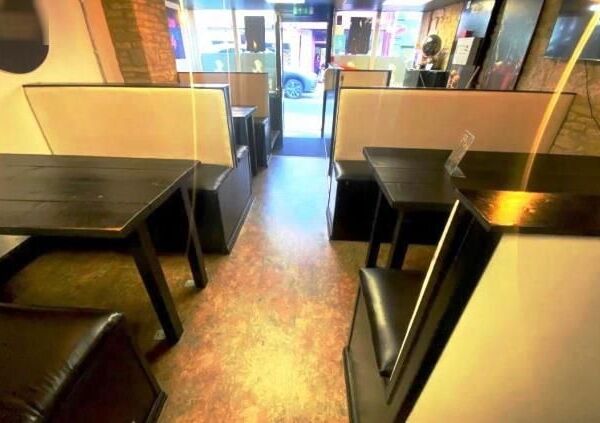 Prestigious Takeaway & Dessert Bar with Premises Licence for Sale