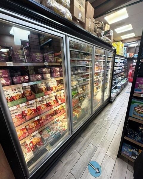 Supermarket convenience Store With Bakery, Butchers, Off Licence And Payzone for Sale Supermarket convenience Store With Bakery, Butchers, Off Licence And Payzone for Sale