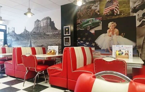 Licenced American Diner for Sale