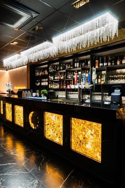 INDIAN RESTAURANT, COCKTAIL BAR, AND LOUNGE INDIAN RESTAURANT, COCKTAIL BAR, AND LOUNGE