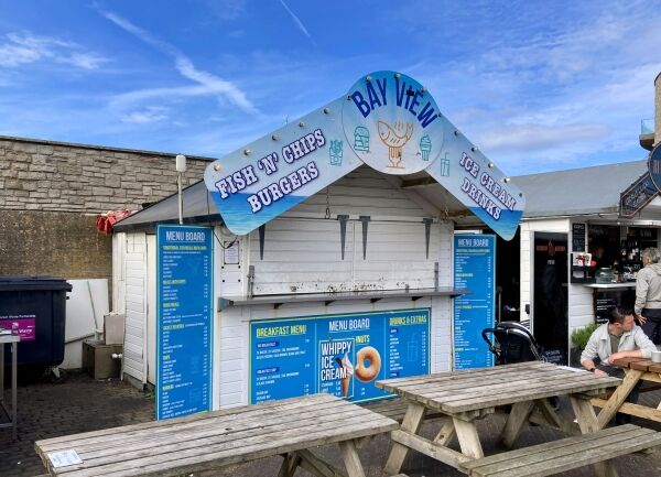 HARBOURSIDE FAST FOOD/FISH & CHIPS/ICE CREAM PARLOUR WITH SEATING, ALSO RETAILING SOME BEACH GOODS HARBOURSIDE FAST FOOD/FISH & CHIPS/ICE CREAM PARLOUR WITH SEATING, ALSO RETAILING SOME BEACH GOODS