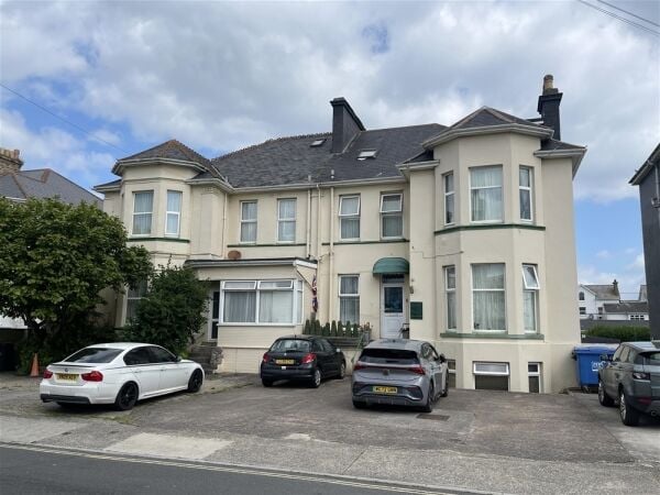 Seaside Town 19-Bed HMO with Extensive Owners Accommodation For Sale in Paignton Seaside Town 19-Bed HMO with Extensive Owners Accommodation For Sale in Paignton