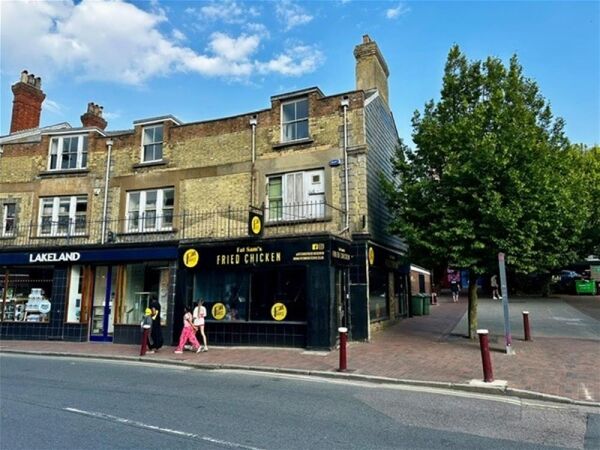 LEASEHOLD CAFE/RESTAURANT SITE
VACANT UNIT WITH EXTRACTION IN PLACE LEASEHOLD CAFE/RESTAURANT SITE
VACANT UNIT WITH EXTRACTION IN PLACE