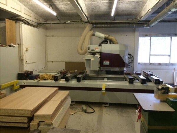 Kitchen & Bedroom Suppliers & Fitters Dronfield, Derbyshire Photo 10