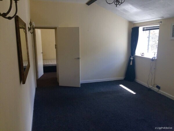 Licensed restaurant in Kirkby Lonsdale with 2 double bedroom accommodation Photo 10