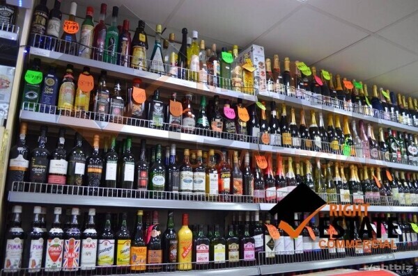 Off licence accommodation with two three bedroom and a salon lease for sale (B0001) Photo 10