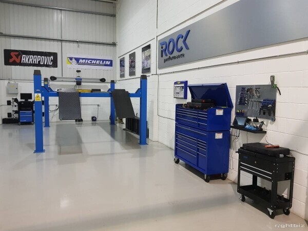 Prestigious Automotive Garage Business For Sale Photo 10