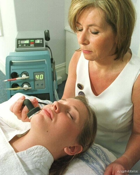 Harrogate Beauty Salon, Established in 1990, Prime Harrogate Location Photo 10