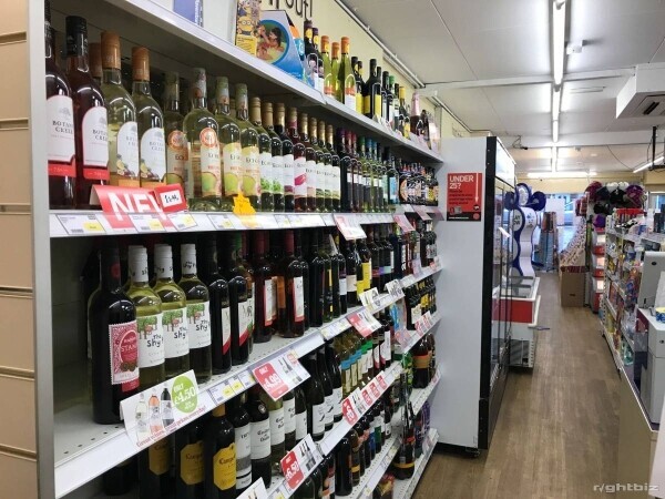 Freehold Well established Convenience Store, Off licence & Newsagents in Blaydon-on-Tyne Photo 9