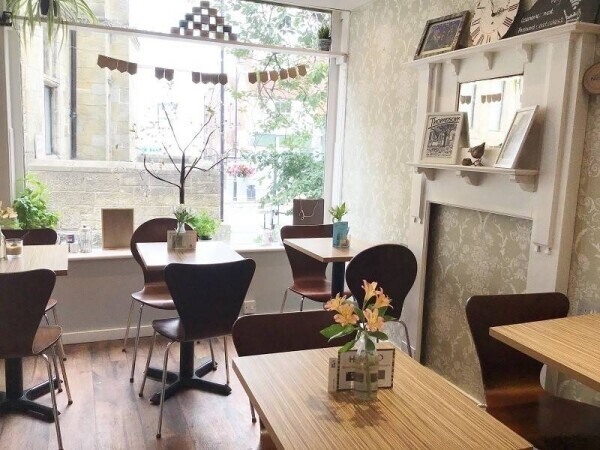 Beautifully Presented Coffee Shop in Affluent Location Photo 10