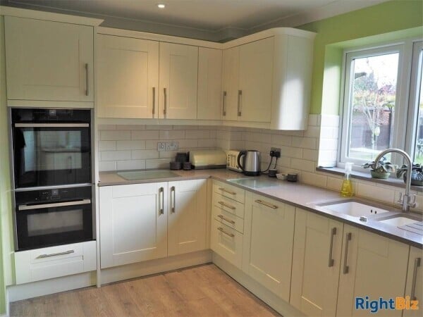 Kennels, Cattery & Equestrian businesses For Sale in Wantage Photo 10