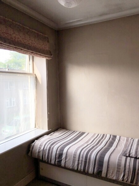FREEHOLD OFF LICENCE & GENERAL DEALERS – DEWSBURY Photo 10