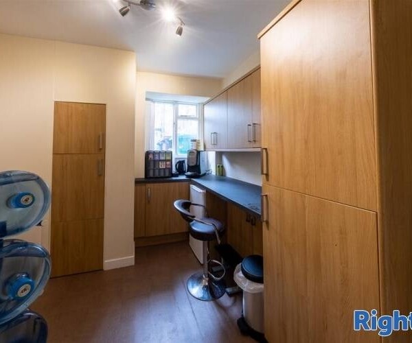 Health & Beauty Salon - Fife Photo 10