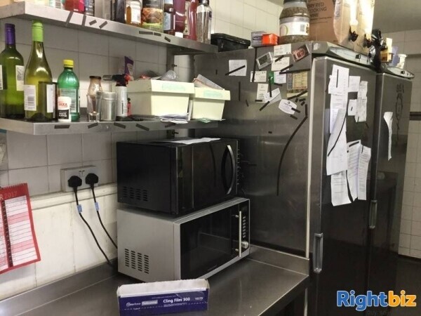 Well established fish restaurant for sale. Photo 10