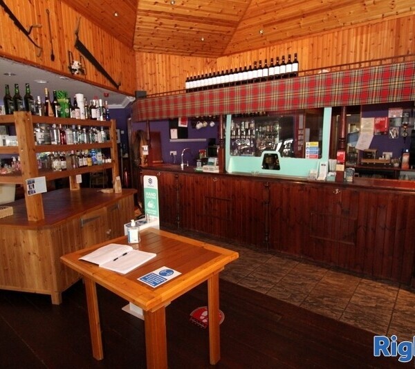 Modern Restaurant / Cafe Set on the Popular North Coast 500 Tourist Route Photo 10