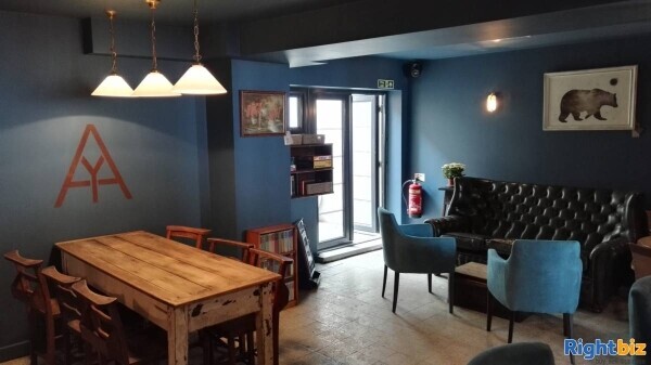 Freehold Wine Bar & Coffee House with 3 Boutique Letting Rooms Located In Newquay Photo 10