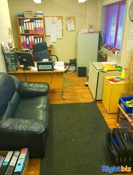Freehold: Established Spacious Car Garage and Mot testing Centre in Prime Location, Vehicle Repair Photo 10