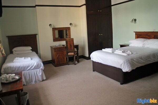 BULL HOTEL - BUSY TOWN CENTRE 22 BEDROOM HOTEL CLOSE TO A NUMBER OF BUSY TOURIST ATTRACTIONS Photo 10