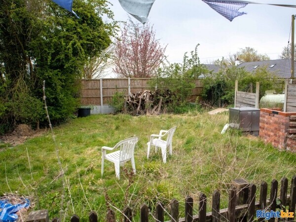 ESSEX - COUNTRY VILLAGE PUB FOR SALE Photo 10