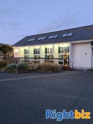 Bar/Restaurant & Sports bar- Cornwall Photo 10
