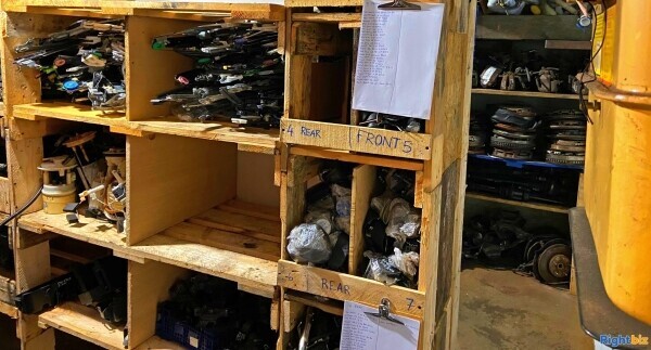 Car Parts and Car Servicing Garage for Sale in Birmingham Photo 10