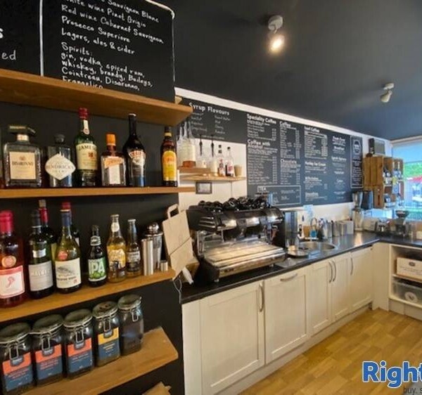 Leasehold Independent Coffee Shop Located In Shirley Photo 10