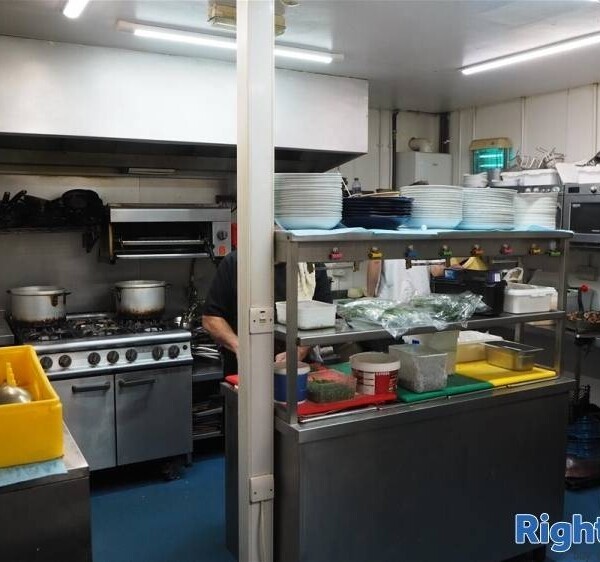 Licenced Trade, Pubs & Clubs For Sale in Retford Photo 10