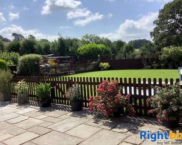 Thatched Guest House + Separate Family Home in the grounds - Sidmouth, Devon Photo 10