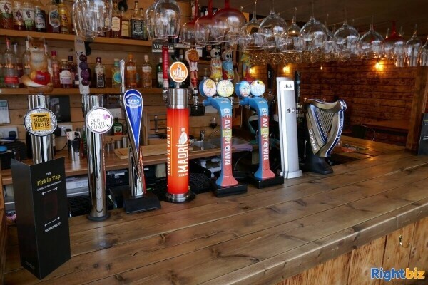 Free of Tie Bar Tap House in Warrington Cheshire Business For Sale. Photo 6