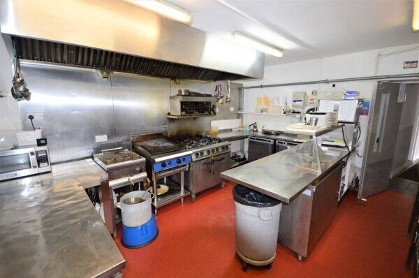 Outstanding Hotel Opportunity in Aberdour, Fife. (ref 1431) Photo 9