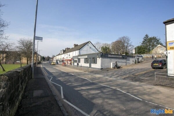Well Established and Popular Bar/ Restaurant For Sale Photo 10