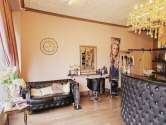 Hair and beauty salon for sale