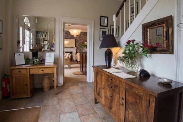 A beautiful, fully restored Georgian hotel for sale in the West Country. Photo 10