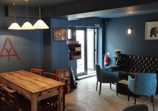 Freehold Wine Bar & Coffee House with 3 Boutique Letting Rooms Located In Newquay Photo 10