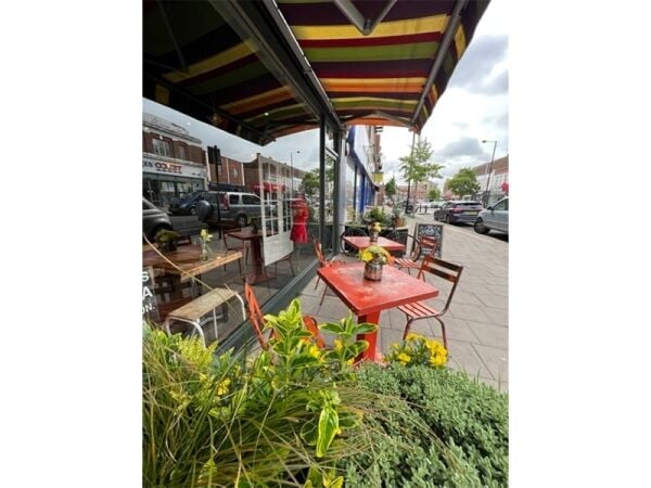 Reputable Cafe/Bistro For Sale Photo 10