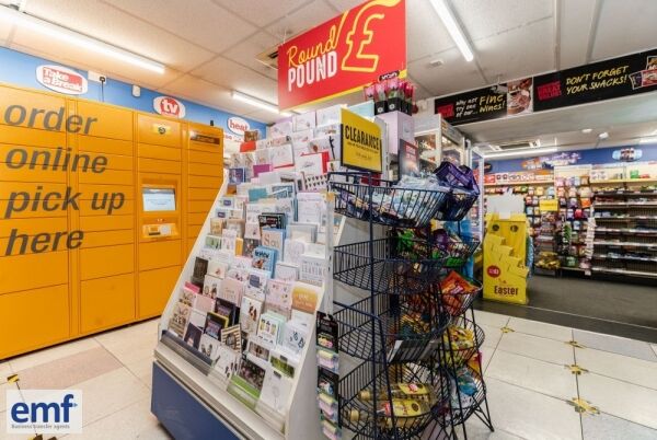 Convenience Store Photo 10